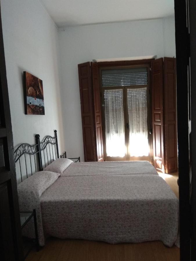 Pension Carretero Caces المظهر الخارجي الصورة